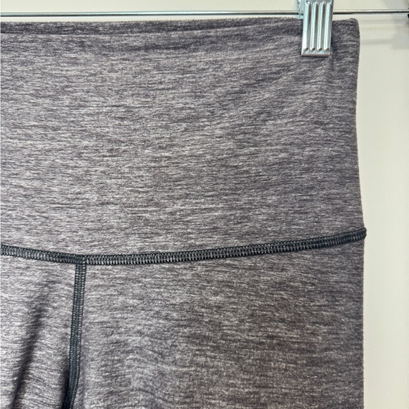 Lululemon Cropped Leggings Grey - Picture 3 of 5